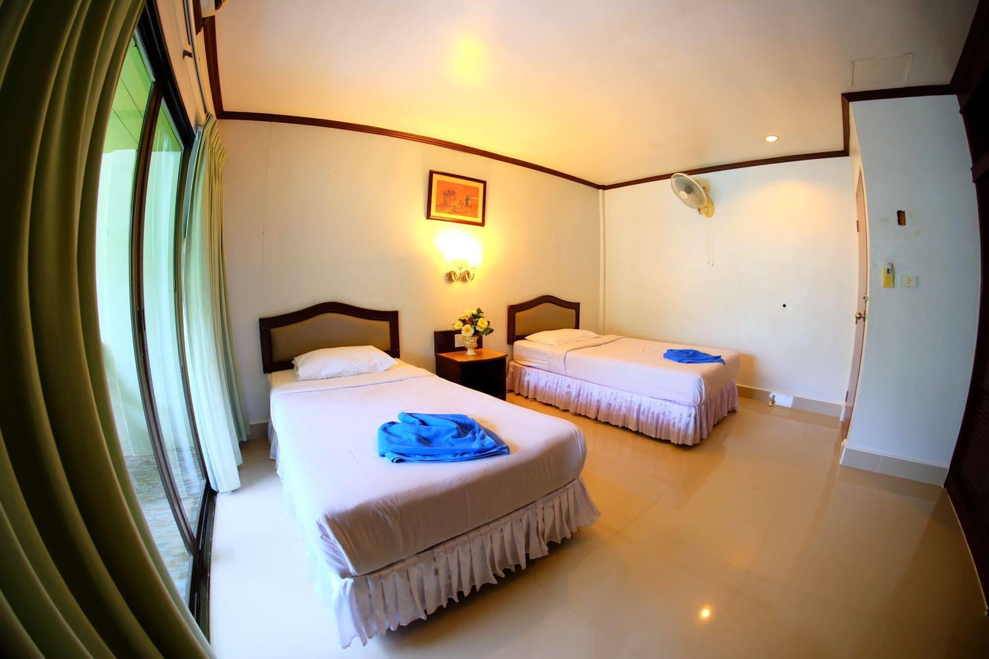Готель P.K. Mansion Ao Nang Екстер'єр фото