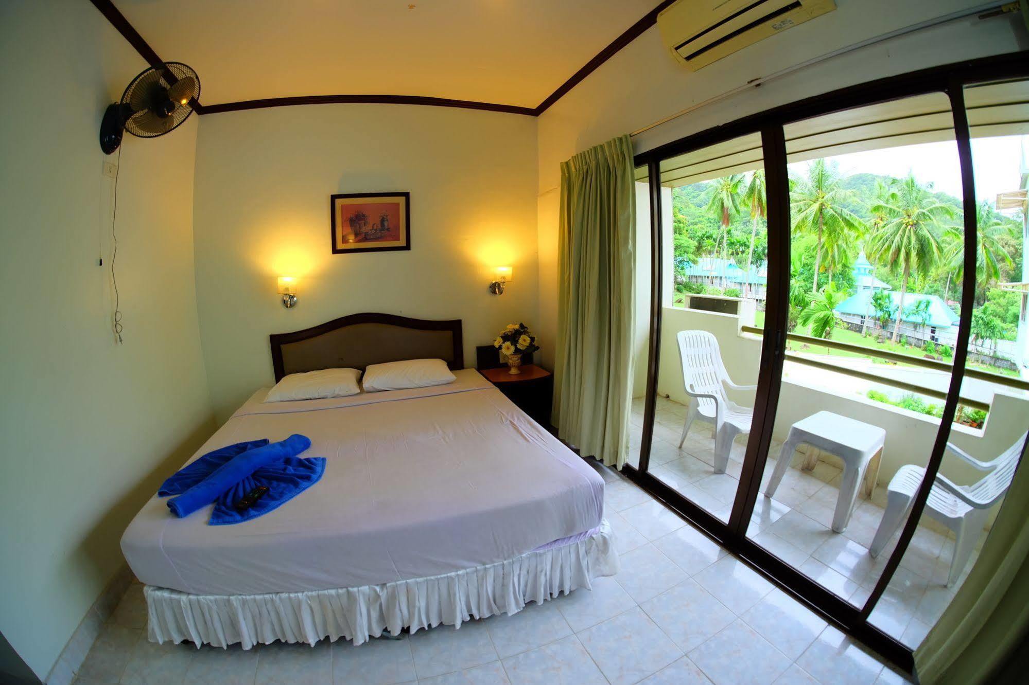 Готель P.K. Mansion Ao Nang Екстер'єр фото